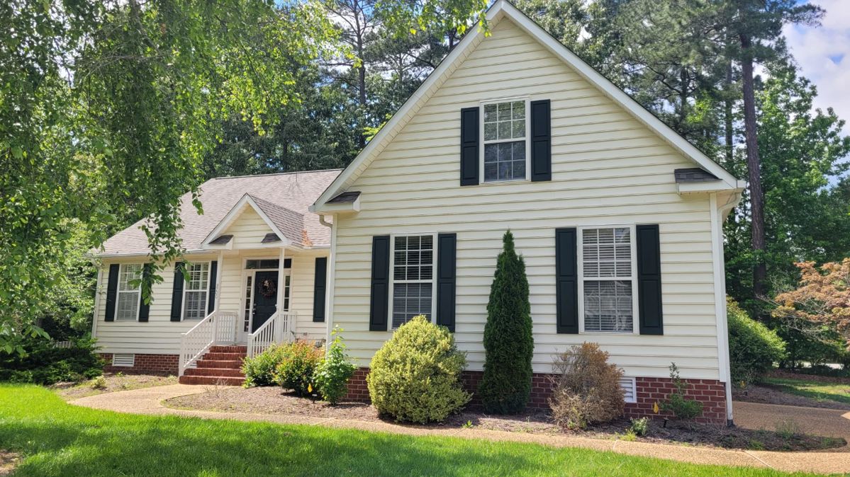 Welcome to this lovely home in Fernbrook