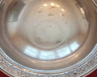 Sterling silver footed centerpiece/fruit bowl10" W x 3" T, marked Palladiant Sterling WV2-1