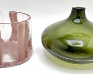 2 Small Art Glass Pieces: Teardrop Bud Vase & Cup
Lot #: 38