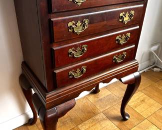 Vintage Queen Anne Style Solid Cherry Wood Chest
Lot #: 1