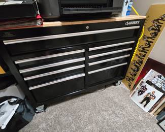 HUSKY TOOL BOX