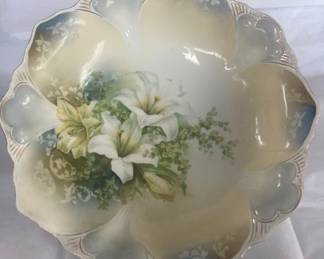 R S Prussia-has a crack, but still beautiful