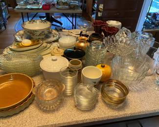 Assorted glassware and kitchenware