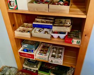 Antique and vintage Christmas decor