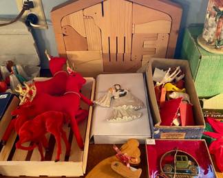 Antique and vintage Christmas decor