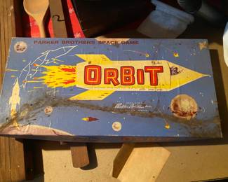 Assorted antique games and puzzles