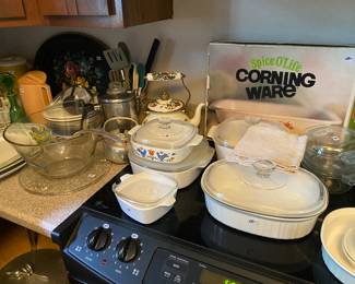 Corningware / Kitchenware