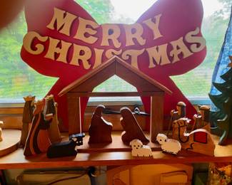 Antique and vintage Christmas decor