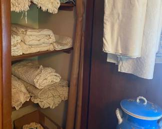 Hand Crocheted Bedspreads / Vintage Bedspreads, Doilies, etc.