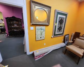 Pink Stark wool rug, mirros and artwork.