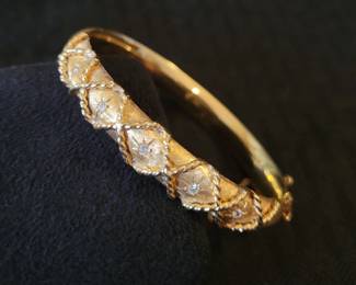 14k Diamond bangle