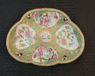 Antique Chinese Famille Verte Dish
