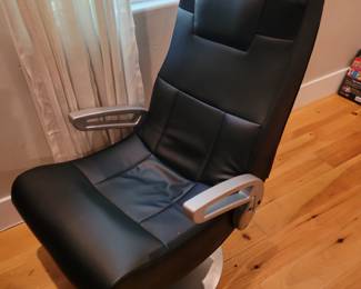 Game chair