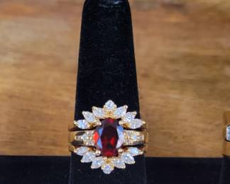 Garnet diamond ring