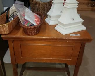 Sewing Machine Cabinet 