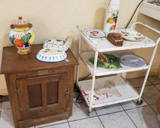 Kitchen Cart
Kitchen Cabinet 