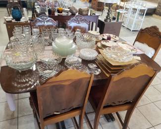 Drop Leaf Table
5 Chairs 
Fostoria Glassware