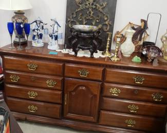 Chest of Drawers 
Asian Decor