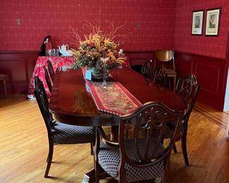 KINDEL DINING TABLE & CHAIRS