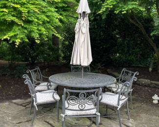 OUTDOOR TABLE & CHAIRS