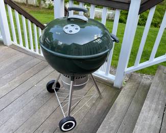 Weber original kettle charcoal grill