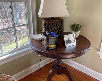 Home accessories, round side table