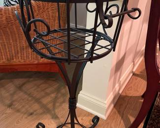 Wrought iron planter