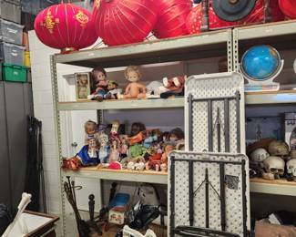 Creepy and haunted dolls 