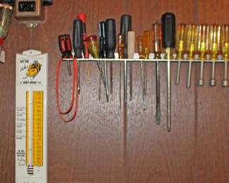 Hand Tools, Thermometer