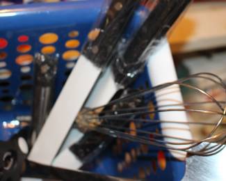 New Knife Set and Utensils