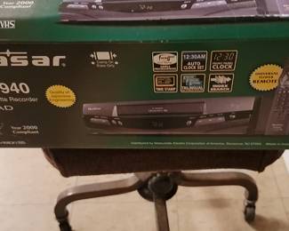 Quasar VHQ 940 Player