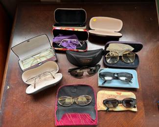 PPE104- Various Eye Glasses With Cases