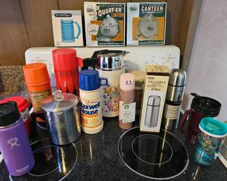PPE053 Lot of Collectible Vintage and New Thermos