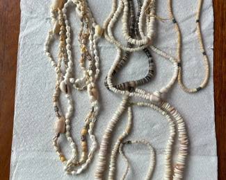 PPE225- Assorted Shell Necklaces 