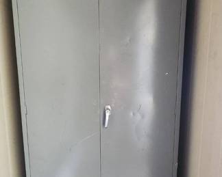 PPE125 - Metal Storage Cabinet