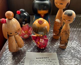 PPE119- Various Vintage Kokeshi Dolls