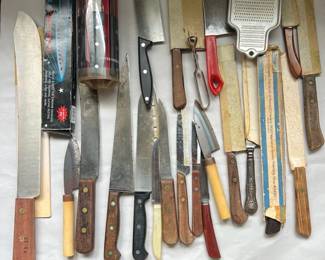 PPE090- Assorted Kitchen Knives