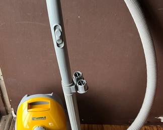 PPE118- Kenmore Vacuum Cleaner 