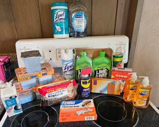 PPE078 Various Household Cleaning Supplies, Soap, Cleansers, Etc.