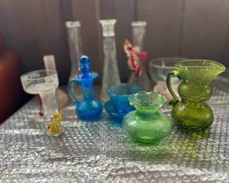PPE136- Assorted Vintage Decorative Glassware