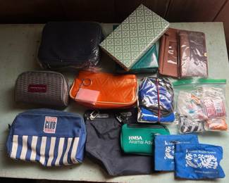 PPE163- Various Travel Bags & Accessories 