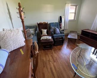 Furniture priced to move