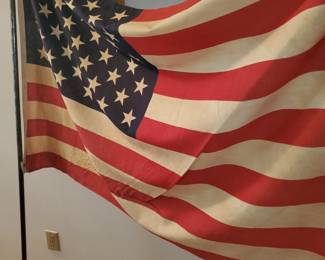 Clothe flag approx 6' x 4' with pole