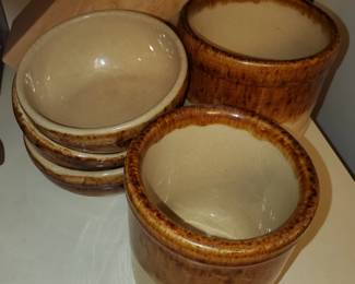 Roseville, U.S.A.  crocks