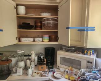 Small Appliances, Dishes, Pyrex, Corelle, Corningware