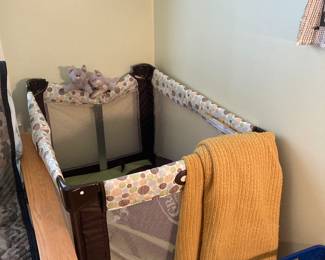 Graco Folding baby bed crib 