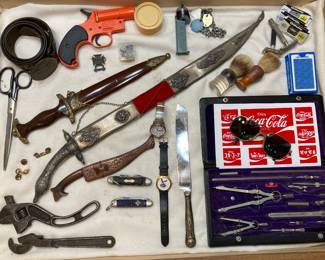 Vintage & Antique Knifes , Tools & Watches. 