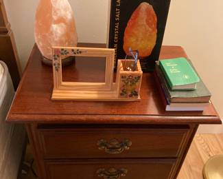 Nightstand 