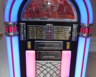Jukebox with radio and c/d player