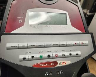 SOLE E35 elliptical, works perfectly
